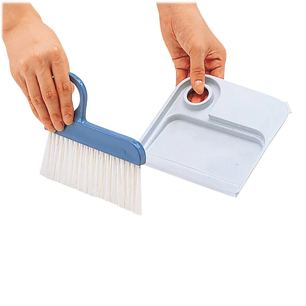 8-424-01 Condor Table Brush Pair -