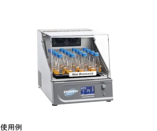 63-8457-17 New BrunswickTM Innova® 40R RefrigeratorNon-stackable 100 V/50 Hz Rail 1.9 cm (0.75 inches) M1299-0087