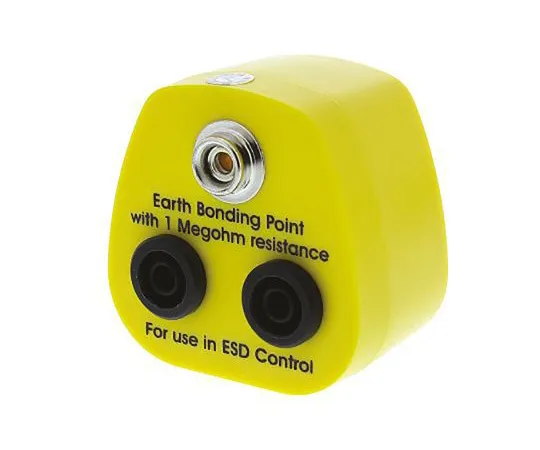 63-4756-74 RS PRO ESD Earth Bonding Plug With 10 mm Stud, Banana Socket x 2 298-3890