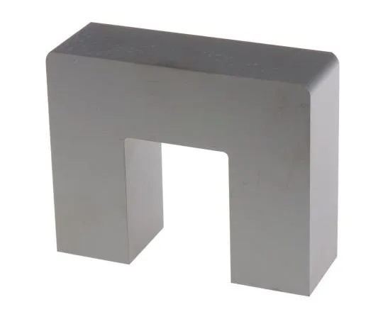 63-4915-65 EPCOS N87 U 93/104/30 Ferrite Core Transformer, 5700nH, 93 x 76 x 30mm, For Use With Power transformer B67345B0001X087