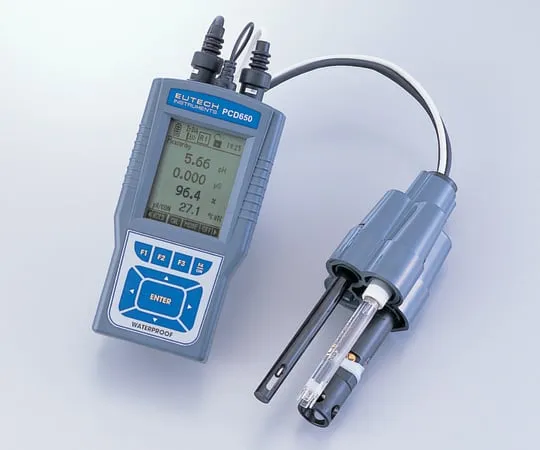2-8077-02　［Discontinued］Portable pH snd Conductivity Meter PCD650 Set　CyberscanPCD650