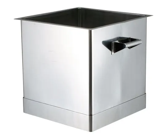 63-2570-57 Large square container 60 L OM1013-30