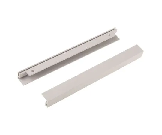 63-6570-79 RS PRO Front Trim Kit Front Trim Kit for *** with 19-Inch Rack Case, 4U 179-134
