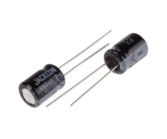 63-4997-79 RS PRO 680μF 10V dc Aluminium Electrolytic Capacitor, Through Hole 8 (Dia.) x 11mm +105°C 8mm 3.5mm 11mm 711-0839