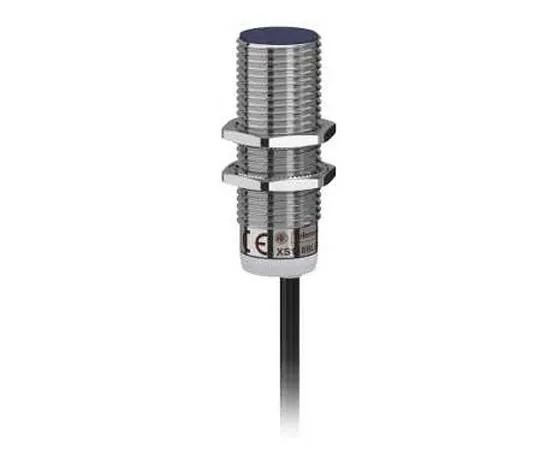63-7036-09 Telemecanique Sensors Inductive Sensor 5 mm Detection, M18 x 1, PNP-NC, 53mm Length, 12 → 24 V dc supply voltage XS118BLPBL2