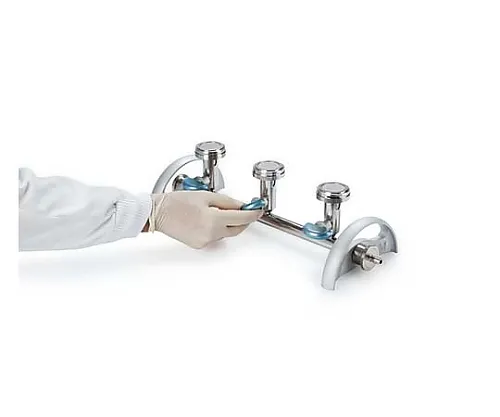 61-0203-06　［Discontinued］Valve Outlet Adapter, Female Threaded Connection 1/4In. NPT 3/Pk 3 x 1ST　MSLM14N03