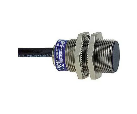 63-7036-15 Telemecanique Sensors Inductive Sensor 5 mm Detection, M18 x 1, PNP-NO/NC, 41mm Length, 12 → 24 V dc supply XS1N18PC410
