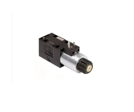 63-7043-99 CETOP Mounting Hydraulic Solenoid Actuated Directional Control Valve Parker, D3W020BNJW, CETOP 5, B, 24V dc D3W020BNJW