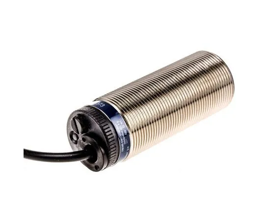 63-7549-46 Telemecanique Sensors Inductive Sensor 10 mm Detection, M30 x 1.5, PNP-NC, 81mm Length, 12 → 48 V dc supply XSAV11373