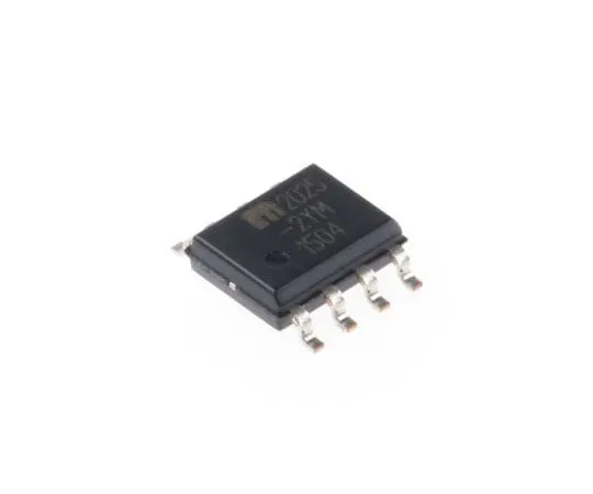 63-7358-93 Microchip MIC2025-2YM, Triple USB Power Switch High Side, 90mΩ, 2.7 V min. 8-Pin, SOIC MIC2025-2YM