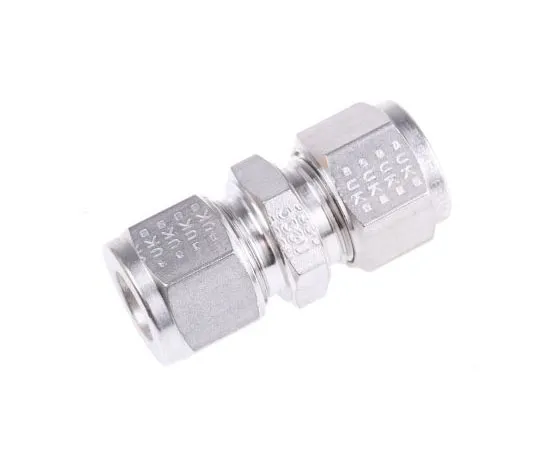 63-7539-77 S/steel tube to tube union,12mm OD SCM12-316