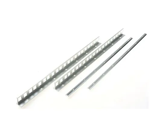 63-7571-32 Mounting Angle for *** with 19 in 7 U RiCase 3751640