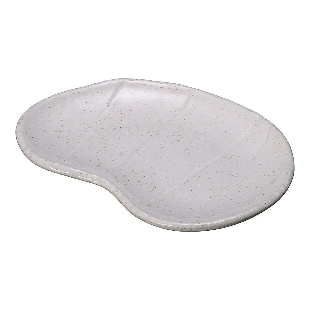 62-6841-77 White Glaze Soy Bean Plate T03-124