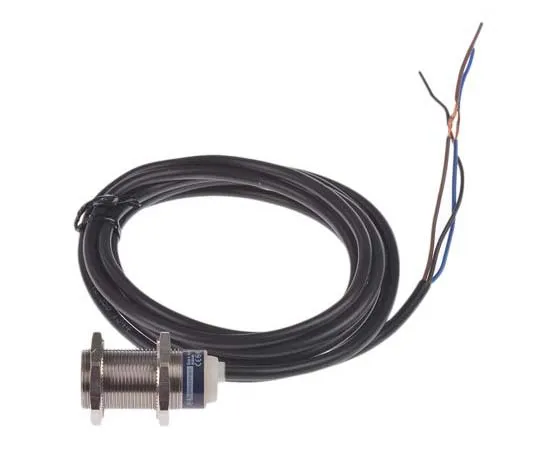 63-7704-45 Telemecanique Sensors Inductive Sensor 8 mm Detection, M18 x 1, PNP-NO, 39mm Length, 12 → 24 V dc supply voltage XS118B3PAL2