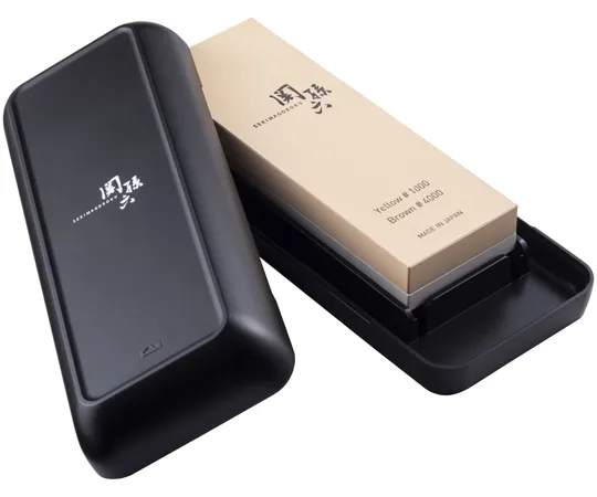 65-8923-56 Seki Magoroku Combi Grindstone #1 & 4 AP0334