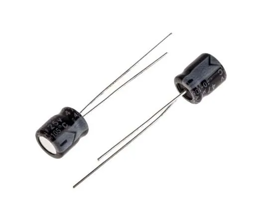 63-7727-45 RS PRO 47μF 25V dc Aluminium Electrolytic Capacitor, Through Hole 6 (Dia.) x 7mm +105°C 6mm 2.5mm 7mm 170-1054