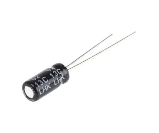 63-7737-72　RS PRO 22μF 63V dc Aluminium Electrolytic Capacitor, Through Hole 5 (Dia.) x 11mm +105°C 5mm 2mm 11mm　711-1576