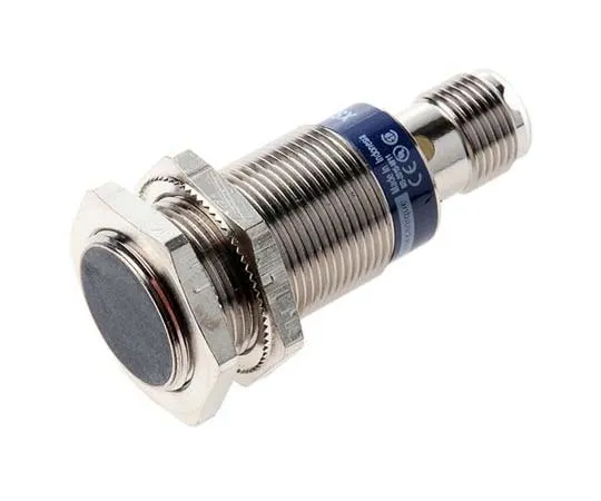 63-7704-46 Telemecanique Sensors Inductive Sensor 8 mm Detection, M18 x 1, PNP-NO, 50mm Length, 12 → 24 V dc supply voltage XS118B3PAM12