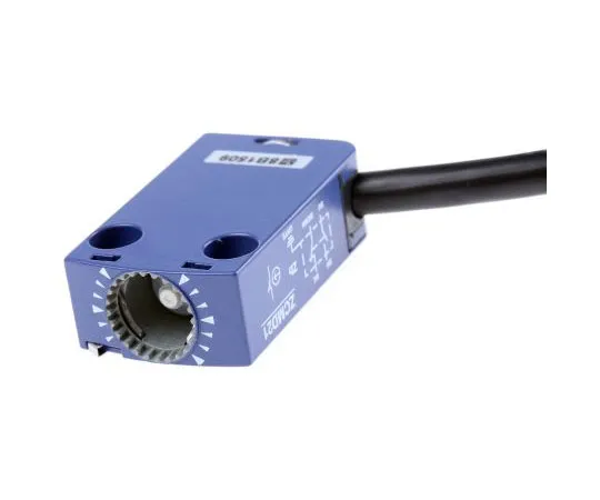 63-7632-40 Snap Action Limit Switch Zinc Alloy, NO/NC, 240V ZCMD21L5
