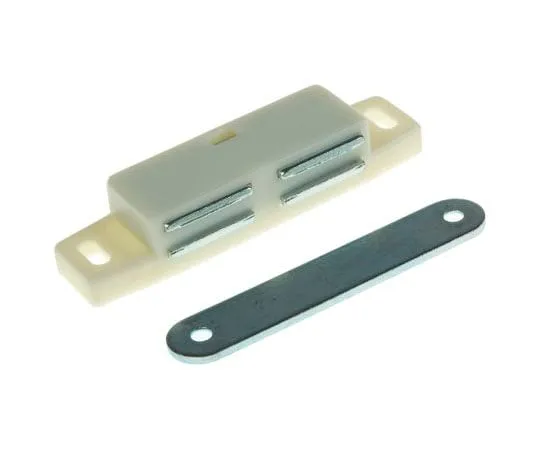 63-7657-27 RS PRO Screw Mounted Rectangular Plastic, Steel Magnetic Door Catch, 5.5kg 665-9954