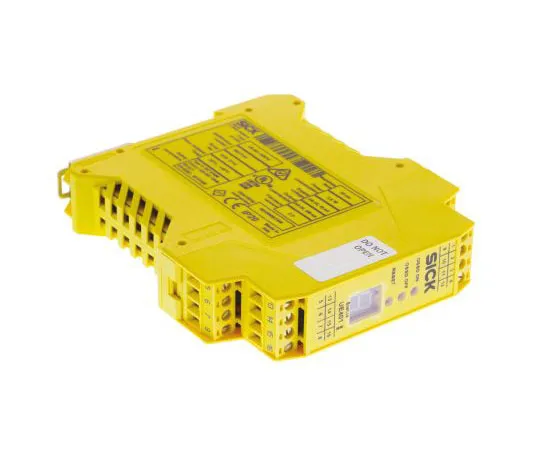 63-7584-05 Sick UE401 28.8 V dc Safety Relay UE401-A0010