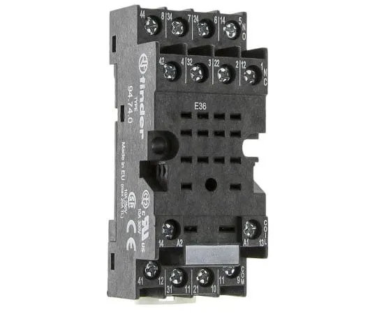 63-7966-31　Finder Relay Socket for *** with 55.32 - 55.34 Series Relays and 85.04 Series Timers　94.740SMA