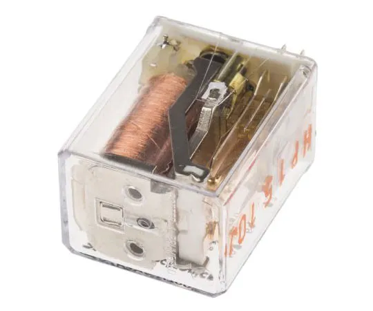 63-7971-03　TE ConnectivityR10 DPDT Non-Latching Relay, 24V Coil, 5A　R10-E1X2-V700