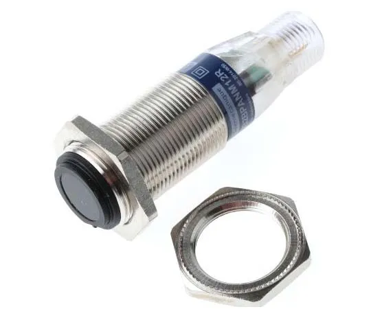 63-7801-79　Telemecanique Sensors Photoelectric Sensor Through Beam (Receiver) 15 m Detection Range PNP　XUB2BPANM12R