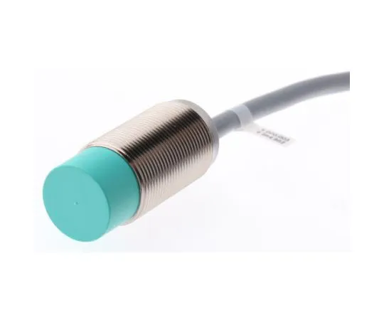 63-7972-08　Pepperl + Fuchs Inductive Sensor 8 mm Detection, M18 x 1, NO, 40mm Length, 5 → 60 V dc supply voltage　NBN8-18GM40-Z0