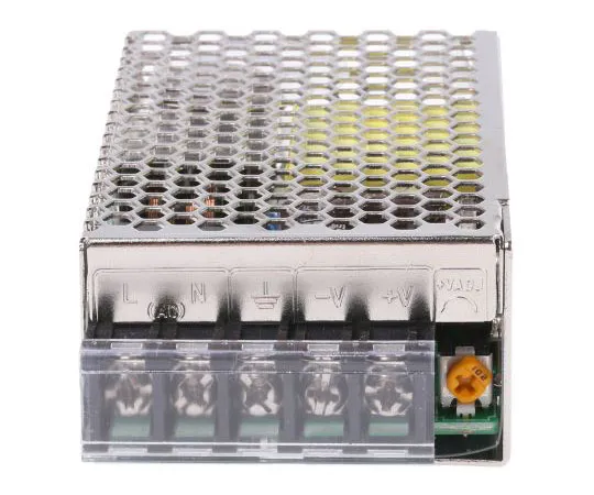 63-7957-43　TRACOPOWER 15W 1 Output Embedded Switch Mode Power Supply SMPS, 4A, 3.3V dc Enclosed　TXM 015-103