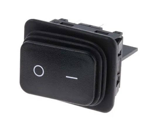 63-7786-10　Marquardt Double Pole Single Throw (DPST), Latching Rocker Switch Panel Mount　1932.3112