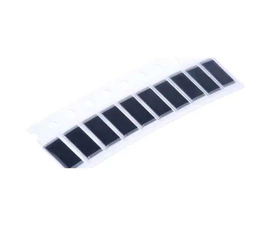 63-7805-18　33Ω 2512 Thick Film Fixed Resistor ±1% 2W - 352133RFT　352133RFT