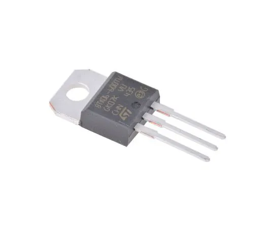 63-8034-09　BTA06-600TWRG 6A, 800V, TRIAC, Gate Trigger 1.3V 5mA, 3-pin, Through Hole, TO-220AB STMicroelectronics　BTA06-600TWRG