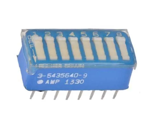 63-7750-89　8 Way Through Hole DIP Switch SPST, Rocker Actuator　3-5435640-9