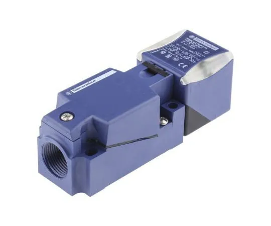 63-7990-82　Telemecanique Sensors Inductive Sensor 40 mm Detection NO/NC, 40mm Length, 12 → 48 V dc supply voltage　XS8C4A1DPG13