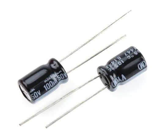 63-7782-63　Nichicon 100μF 50V dc Aluminium Electrolytic Capacitor, Through Hole 8 (Dia.) x 11.5mm +105°C 8mm 3.5mm　UVY1H101MPD