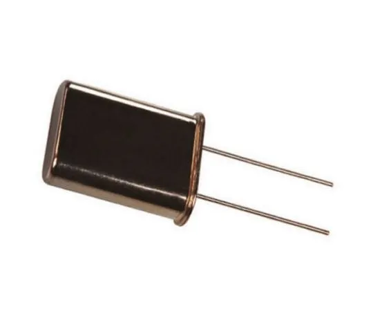 63-8400-29　IQD 11.0592MHz Crystal ±20ppm HC-49 2-Pin 11.05 x 4.65 x 13.46mm　LFXTAL003327 830003327B