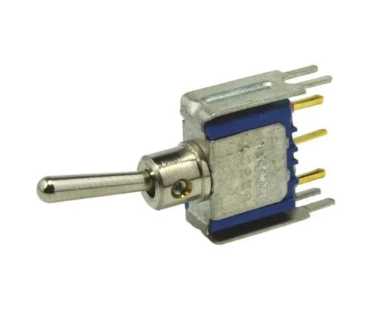 64-0262-90　Apem Single Pole Single Throw (SPST) Toggle Switch, Latching, PCB　5236YCDB