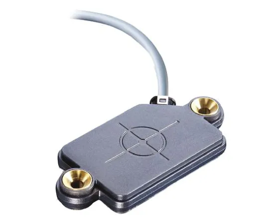 64-0597-31　Baumer Capacitive sensor 4 mm length 52.4mm PNP-NO/NC supply voltage 10 → 30 V dc IP65　CFDK 25G1125/LN3