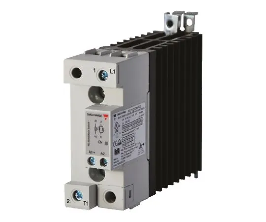 64-0632-75　Carlo Gavazzi 47.4 A SPST Solid State Relay, Zero Crossing, Chassis Mount, 600 V ac Maximum Load　RGC1A60D40KGE