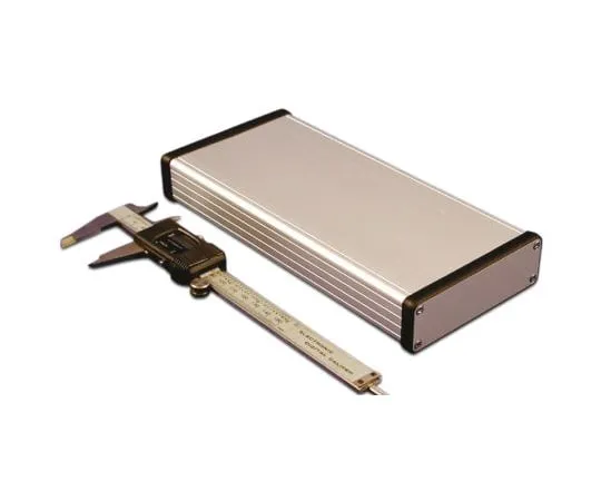 64-1389-17　Hammond 1455, Aluminium Enclosure, 220 x 103 x 30.5mm　1455L2201