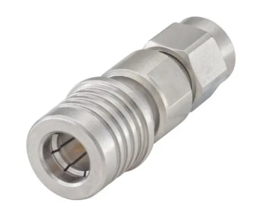 64-1398-37　Straight 50Ω RF Adapter QMA Plug to SMA Plug 0 → 18GHz　28S132-S00N5