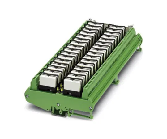 64-1593-77　Phoenix Contact UM-32RM/RT-G24/21/PLC Series Interface Relay Module, SPDT　2968373