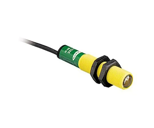 64-1572-75　Banner Photoelectric Sensor Through Beam (Emitter) Maximum of 15 m Detection Range　S126EQDP