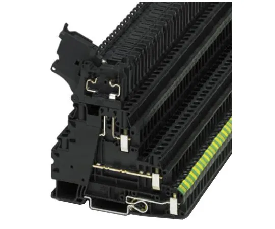 64-1666-70　Phoenix Contact, Black, UT 4-PE/L/HESILED 60 (5X20) Series, 28A 3 F***d DIN Rail Terminal　3214322