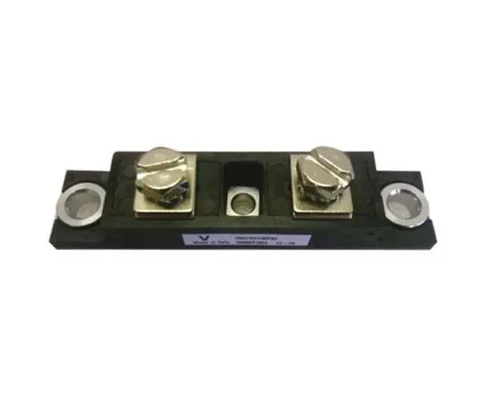 64-1813-22　Vishay 45V 300A, Dual Schottky Diode, 3-Pin TO-244 VS-301CNQ045PBF　VS-301CNQ045PBF